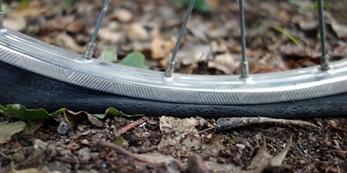 Réparation d'un pneu crevé