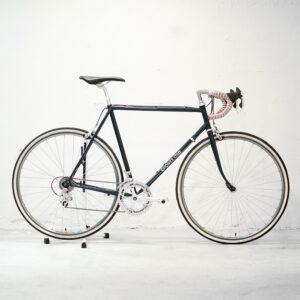 Vélo de route custom acier